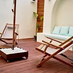 Lilium Boutique Hotell 3*