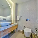 Lilium Boutique Hotell 3*