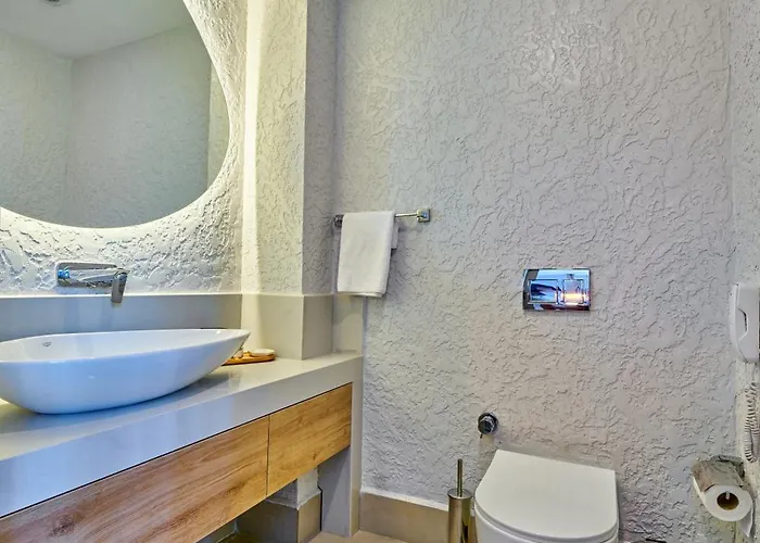 Lilium Boutique Hotel 3*