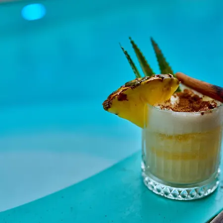 Lilium Boutique Hotel *