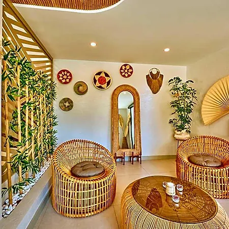 Lilium Boutique
