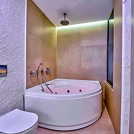 Lilium Boutique 3*