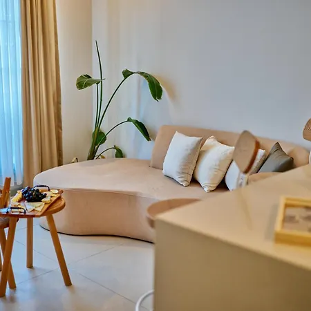 Lilium Boutique Antalia